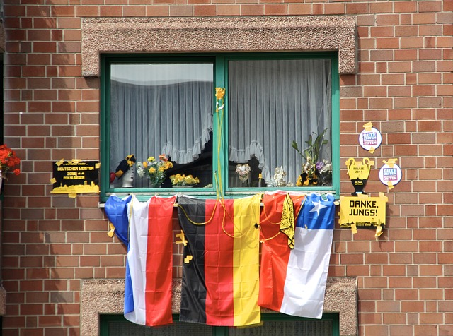 迹象变得明 迹象变得明